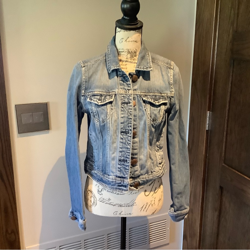 American Eagle distressed jean jacket